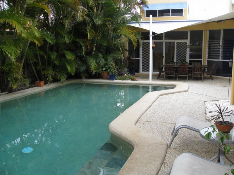 7 Aquarius Place, Alexandra Headland QLD 4572