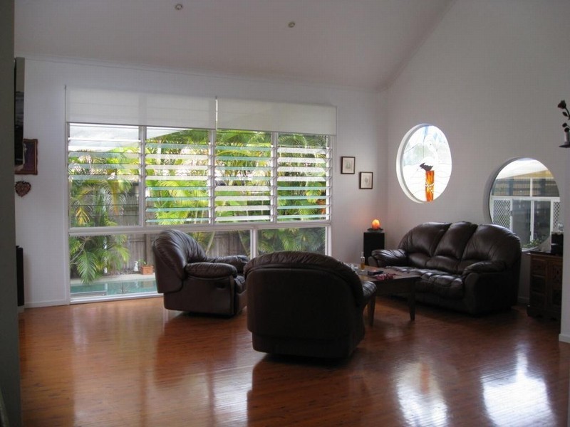 7 Aquarius Place, Alexandra Headland QLD 4572