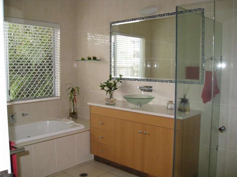 7 Aquarius Place, Alexandra Headland QLD 4572