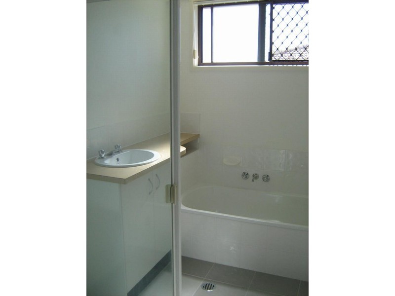 Battery Hill QLD 4551