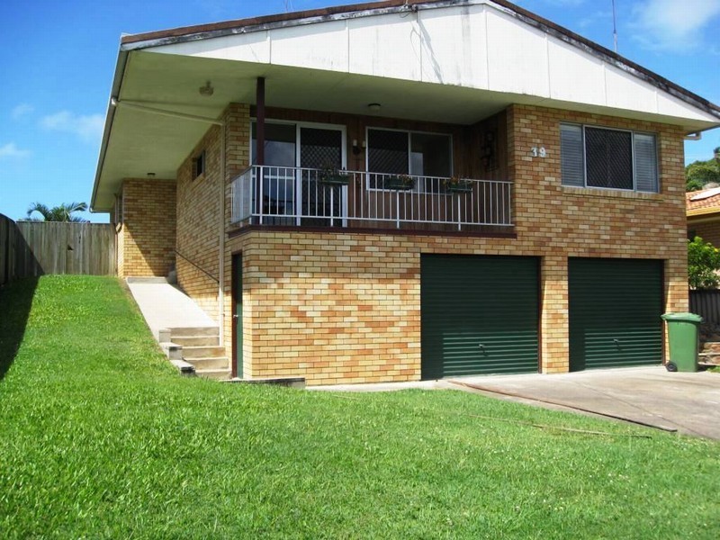 Alexandra Headland QLD 4572