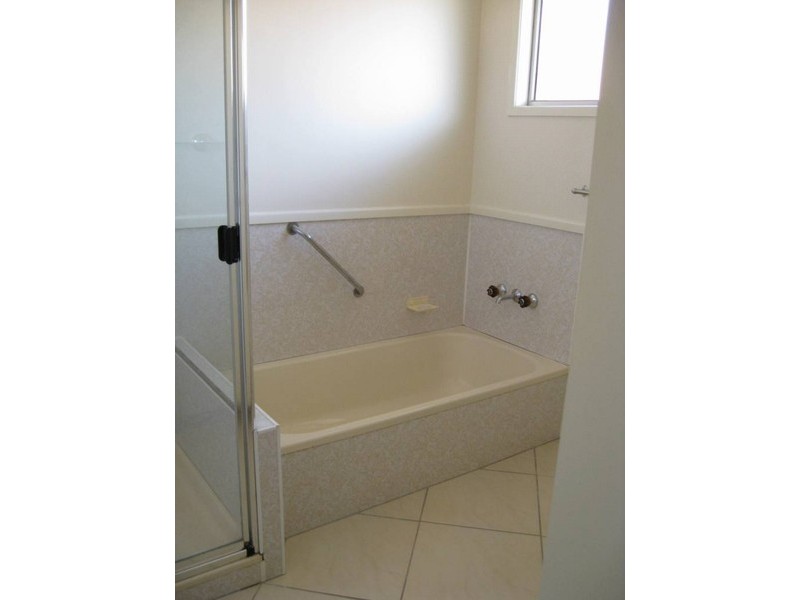 Alexandra Headland QLD 4572