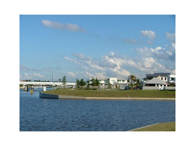 25 Artunga Place, Pelican Waters QLD 4551