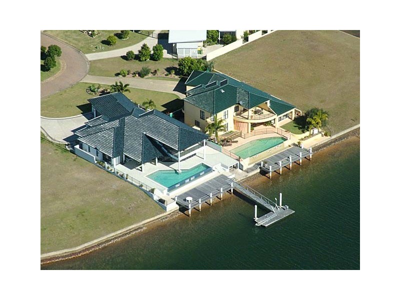 6/1 Raptor Place, Pelican Waters QLD 4551