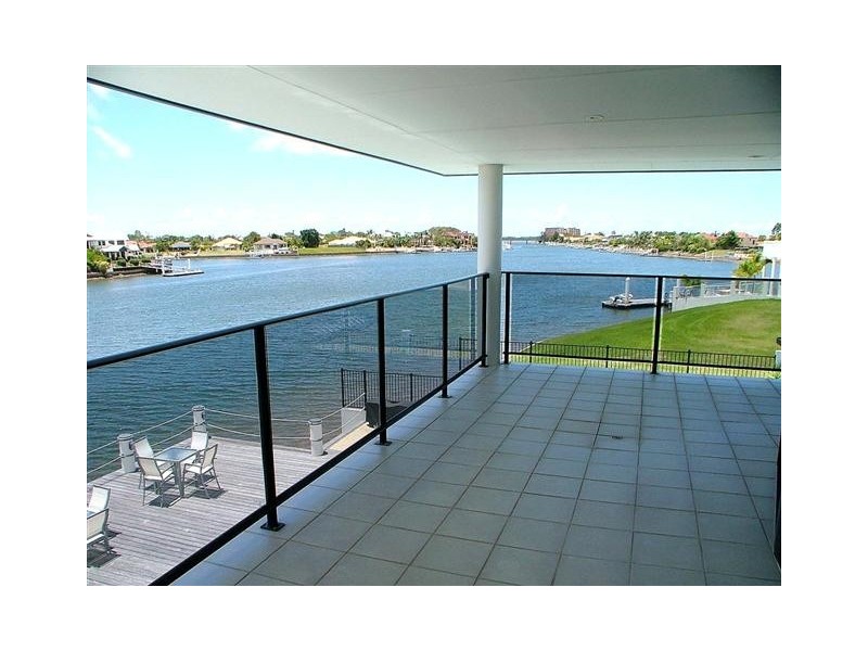 6/1 Raptor Place, Pelican Waters QLD 4551