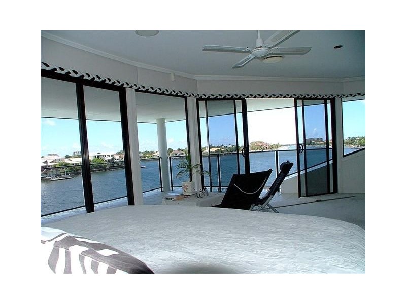 6/1 Raptor Place, Pelican Waters QLD 4551