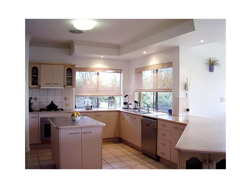 8 Royal Close, Wurtulla QLD 4575