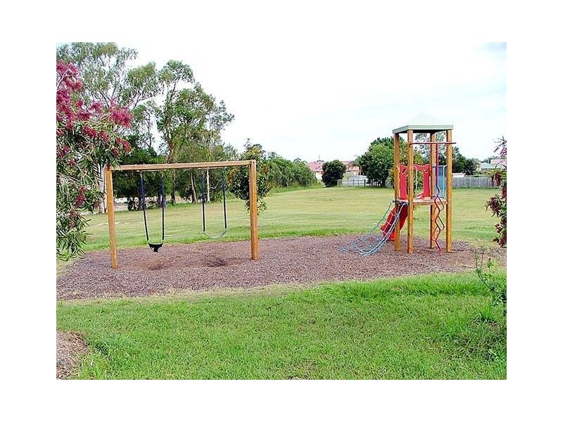 12 Chantilly Crescent, Beerwah QLD 4519