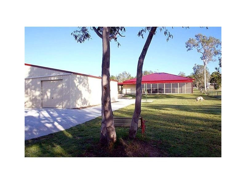 21 Endeavour Dr, Cooloola Cove QLD 4580