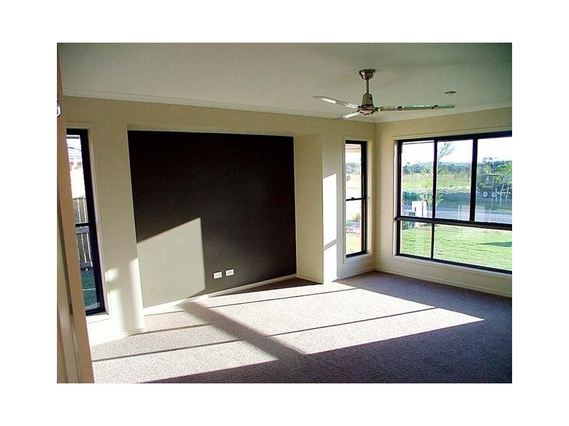 Little Mountain QLD 4551