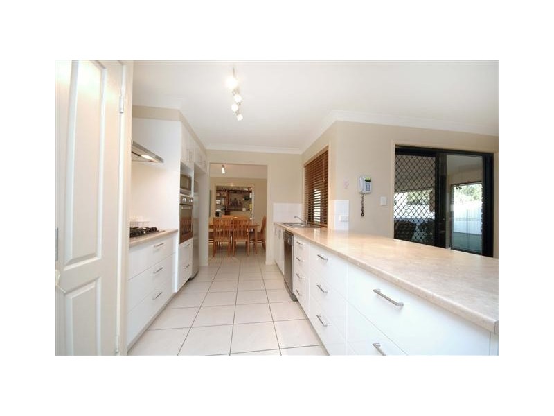 7 Gumview Place, Little Mountain QLD 4551