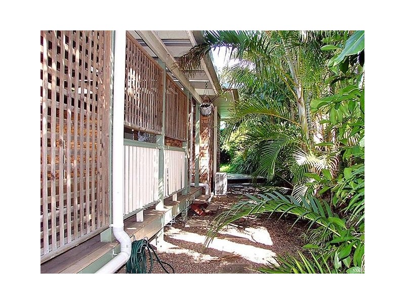 10 Crusader Street, Battery Hill QLD 4551