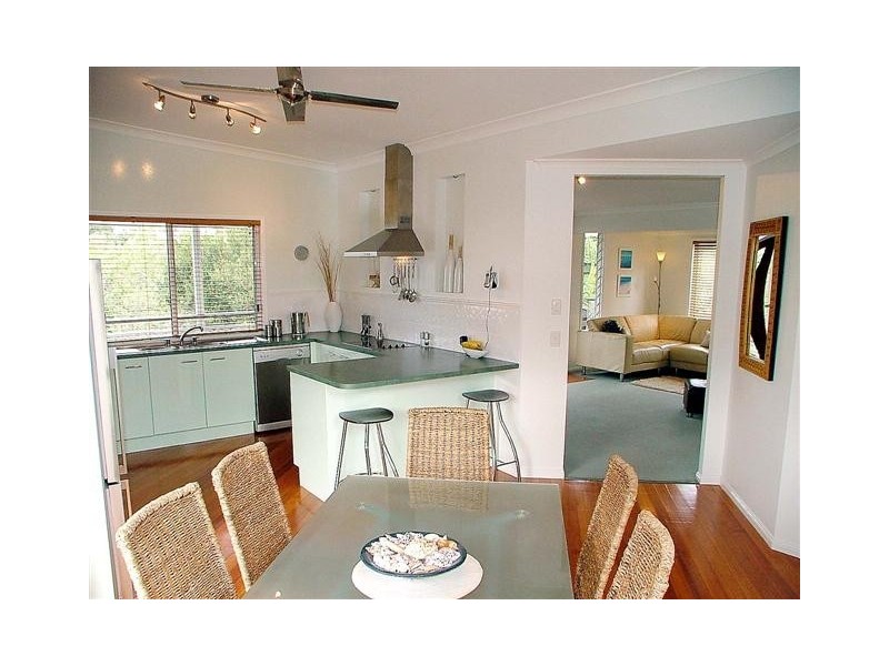 124 Sugarbag Road, Caloundra QLD 4551