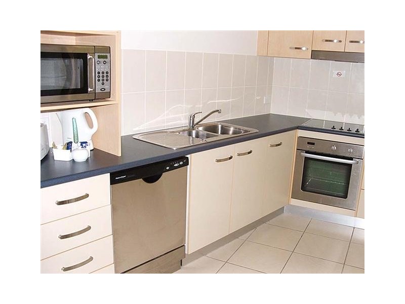 304/36 Browning Bvd, Battery Hill QLD 4551