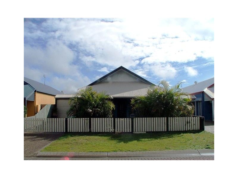 15 Bracken Place, Currimundi QLD 4551