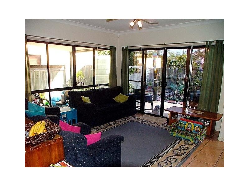 15 Bracken Place, Currimundi QLD 4551
