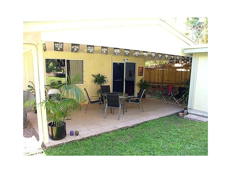 52 Roderick St, Moffat Beach QLD 4551