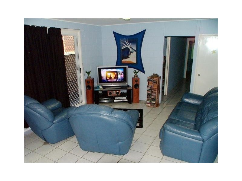 52 Roderick St, Moffat Beach QLD 4551