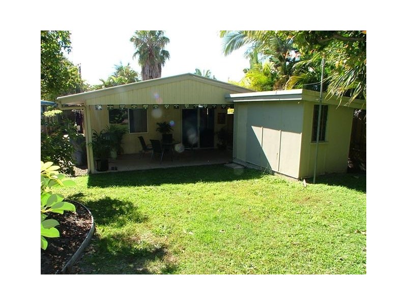 52 Roderick St, Moffat Beach QLD 4551