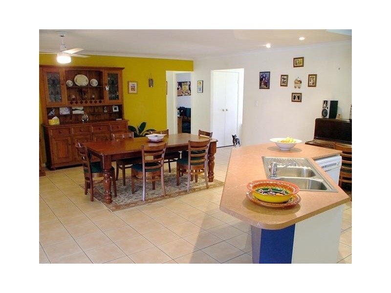 30 Springs Drive, Little Mountain QLD 4551