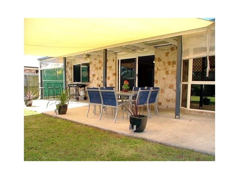 30 Springs Drive, Little Mountain QLD 4551