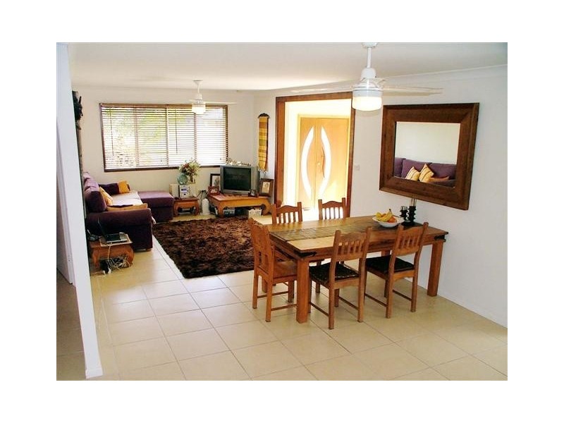 25 Mirnoo Street, Currimundi QLD 4551