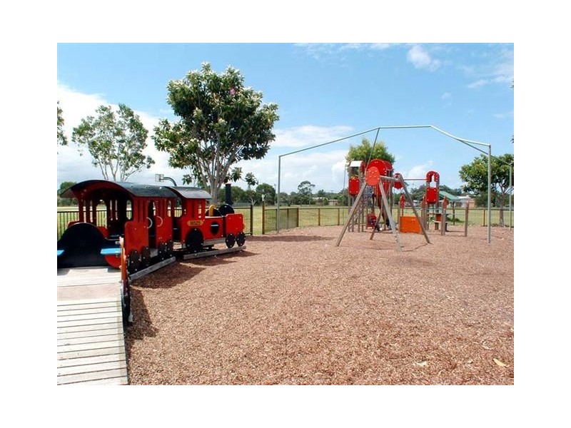 25 Mirnoo Street, Currimundi QLD 4551