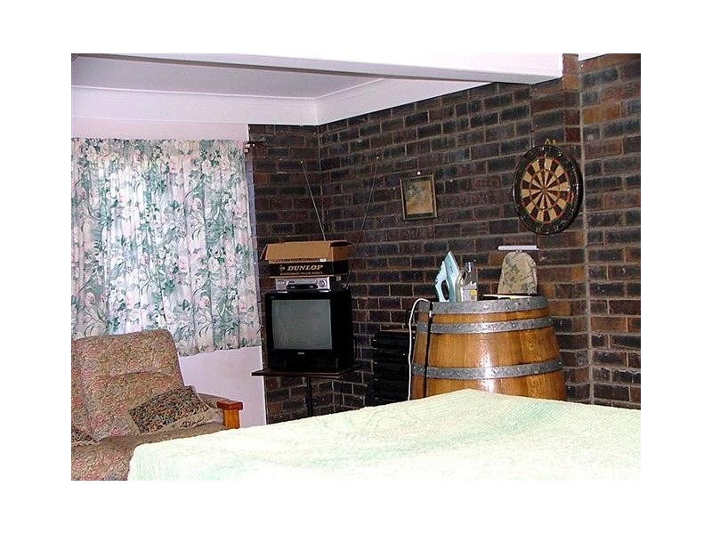 13 Ambako Place, Golden Beach QLD 4551