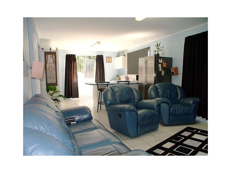 52 Roderick St, Caloundra QLD 4551