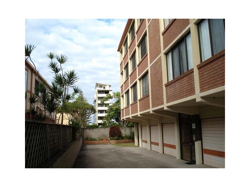 4/73 Landsborough Parade, Golden Beach QLD 4551