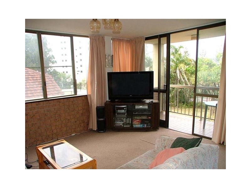 4/73 Landsborough Parade, Golden Beach QLD 4551