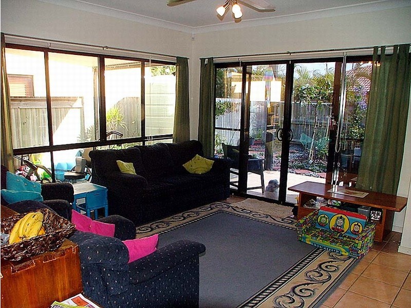 15 Bracken Place, Currimundi QLD 4551