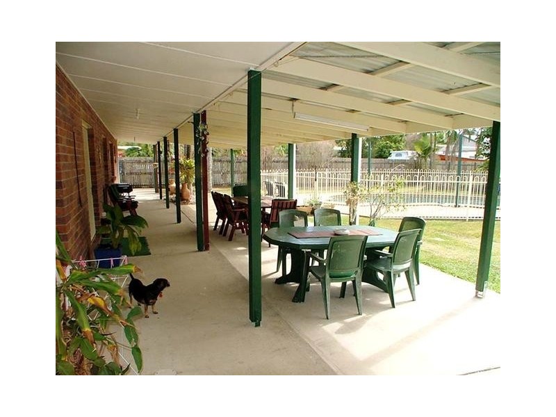 17 Flamingo St, Caloundra QLD 4551