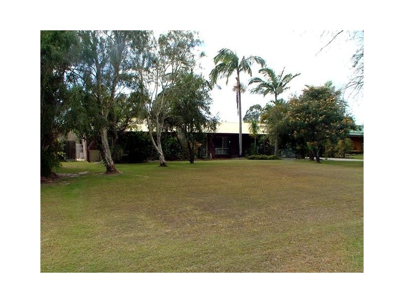 17 Flamingo St, Caloundra QLD 4551