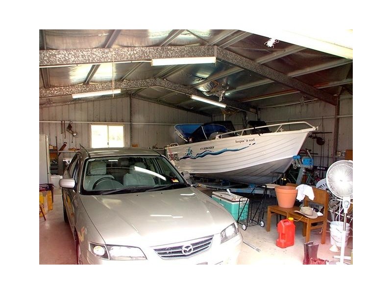 17 Flamingo St, Caloundra QLD 4551