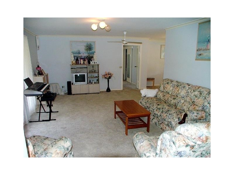 17 Flamingo St, Caloundra QLD 4551