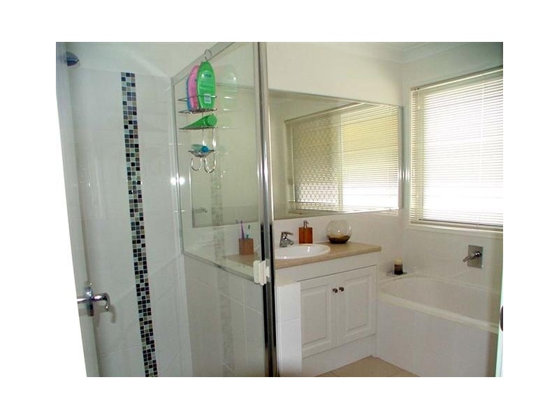 17 Sovereign Circuit, Pelican Waters QLD 4551