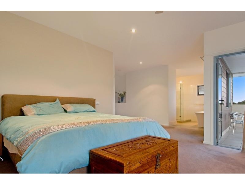 21 Bellanboe Circuit, Pelican Waters QLD 4551