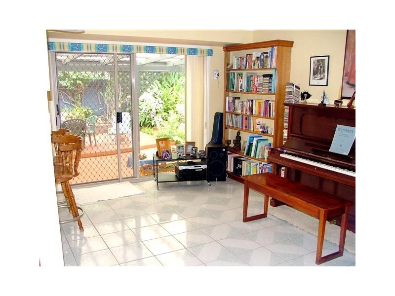 9 Padmur Court, Currimundi QLD 4551