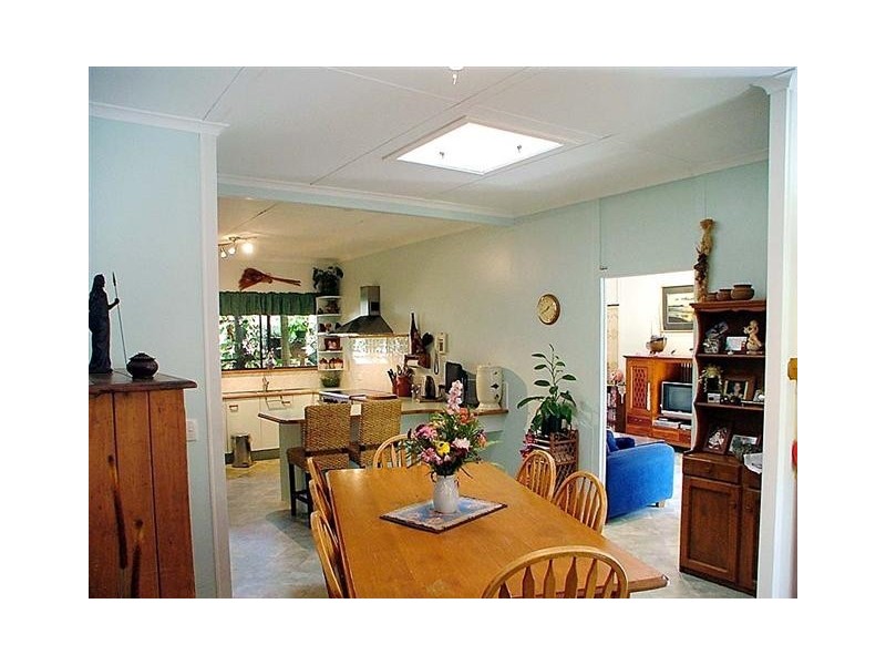 1 Kumala Street, Battery Hill QLD 4551