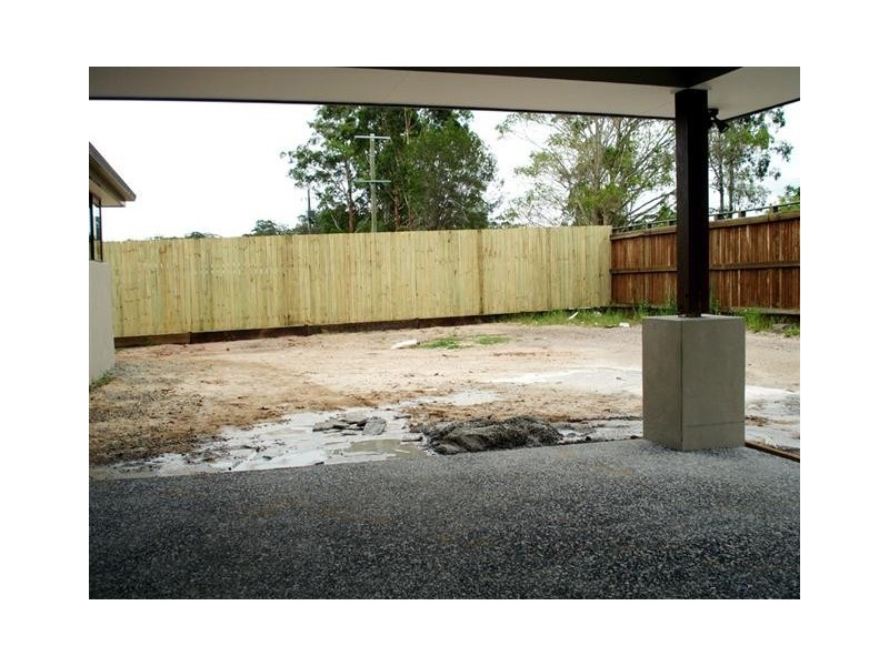 4 Woodgrove Boulevard, Beerwah QLD 4519