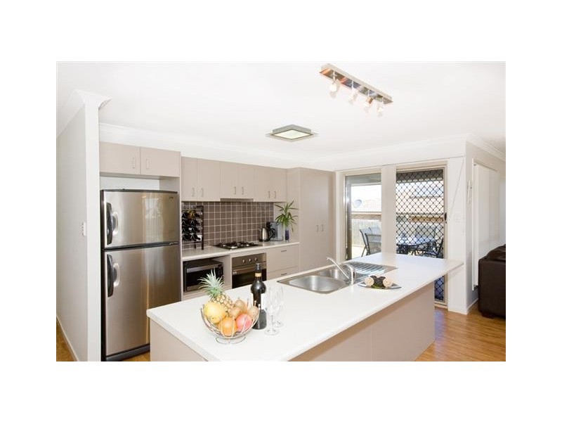 11 Usher Blvd, Beerwah QLD 4519