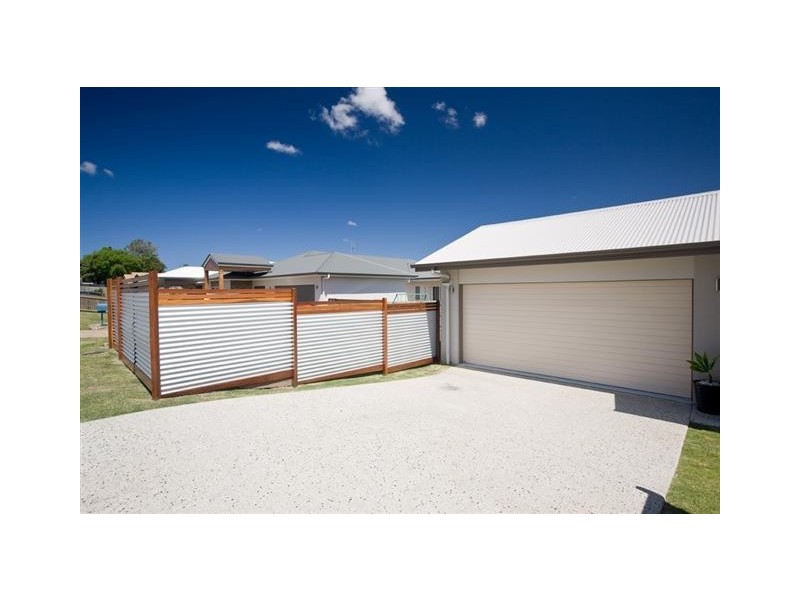 11 Usher Blvd, Beerwah QLD 4519