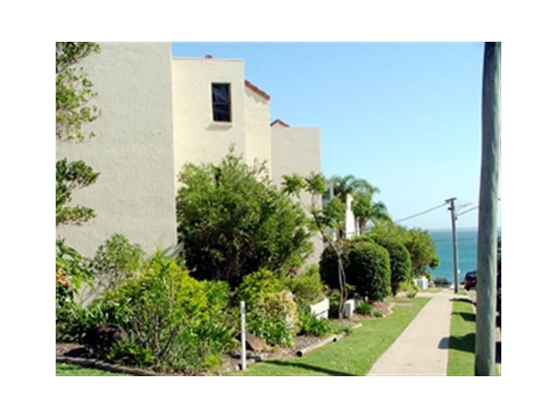 2/43 Albert St, Kings Beach QLD 4551