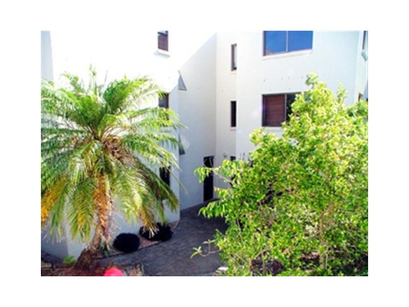 2/43 Albert St, Kings Beach QLD 4551