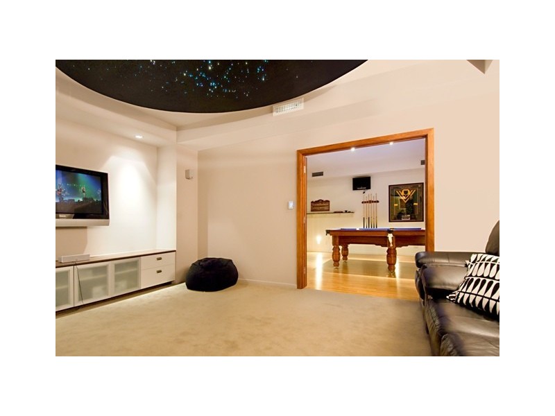 16 Artunga Place, Pelican Waters QLD 4551