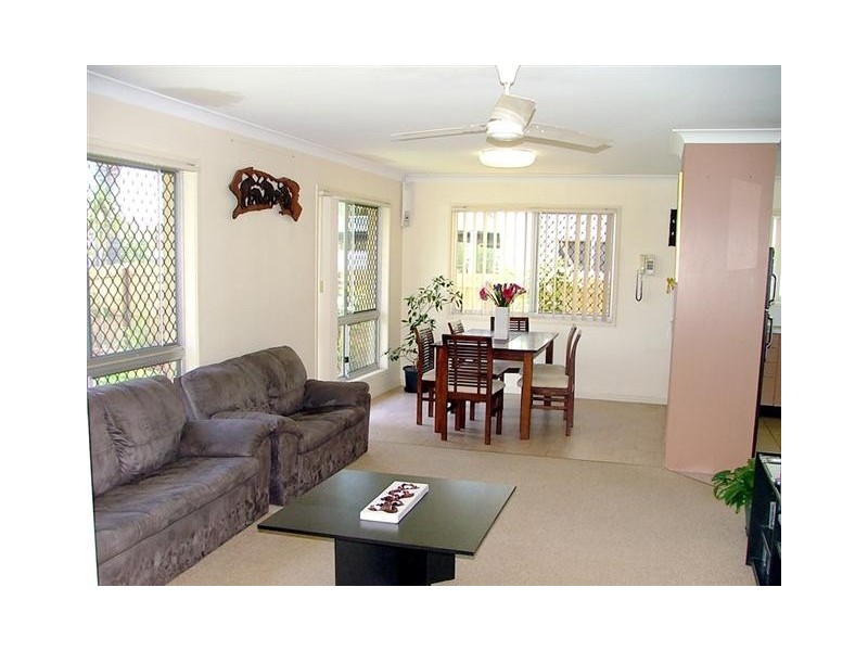 10 Kumala St, Battery Hill QLD 4551