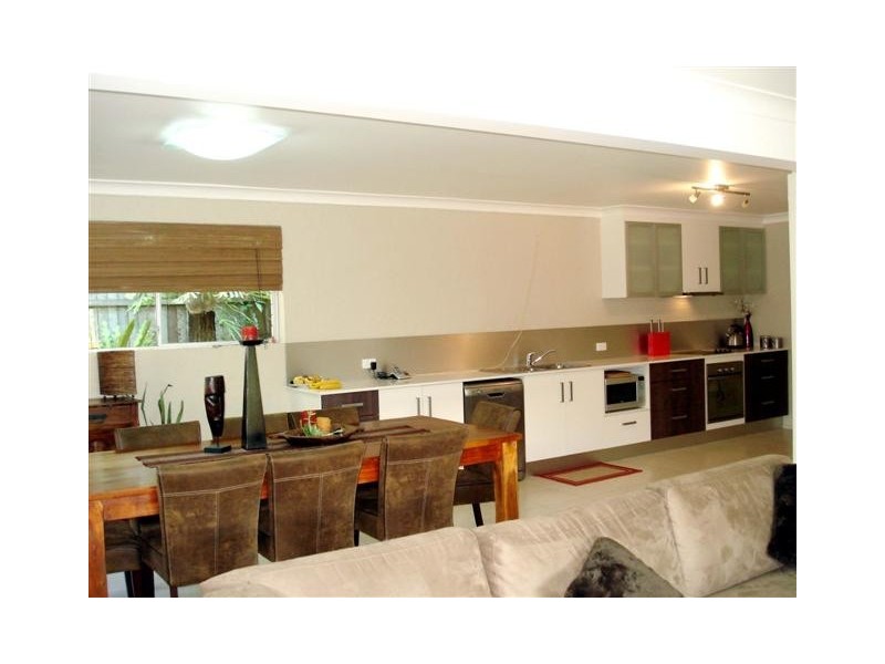 7 Theodore Ct, Moffat Beach QLD 4551