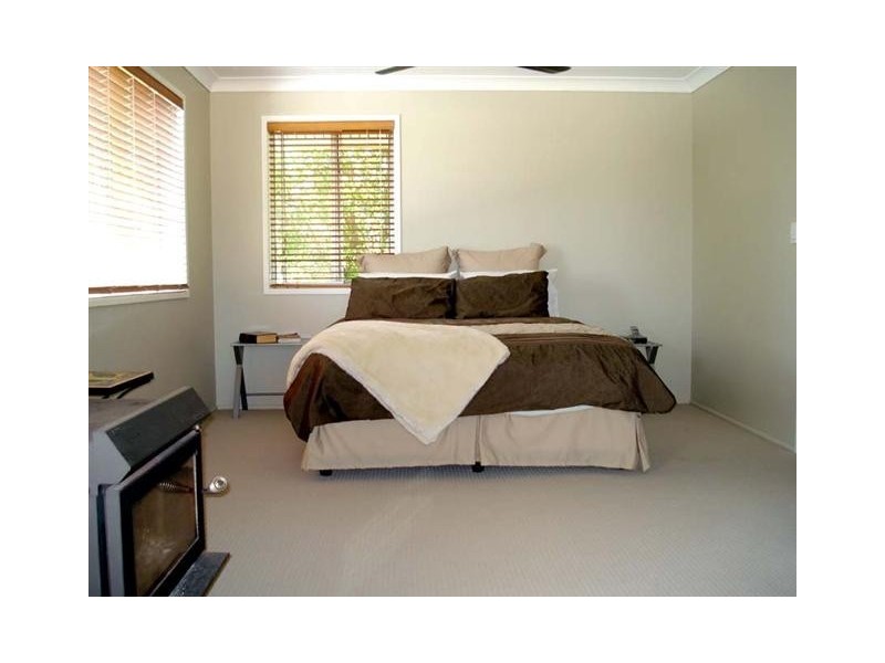 7 Theodore Ct, Moffat Beach QLD 4551