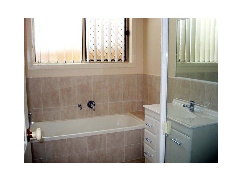 15 Northcote Cr, Caloundra West QLD 4551